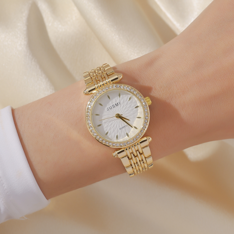 MD-A10118 simple fashion diamond dial steel band quartz watch female students 